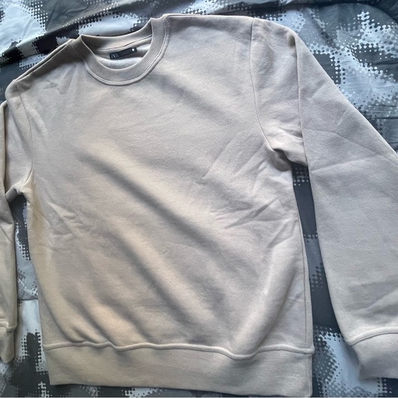 Beige Zara Sweater SIZE SMALL - Picture 4 of 4
